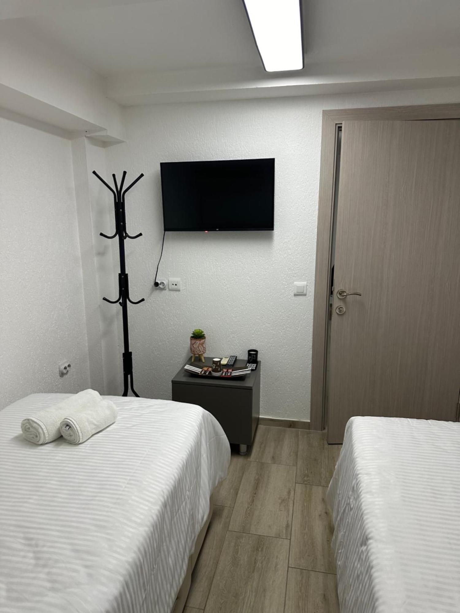 Next Rooms Skopje Eksteriør bilde